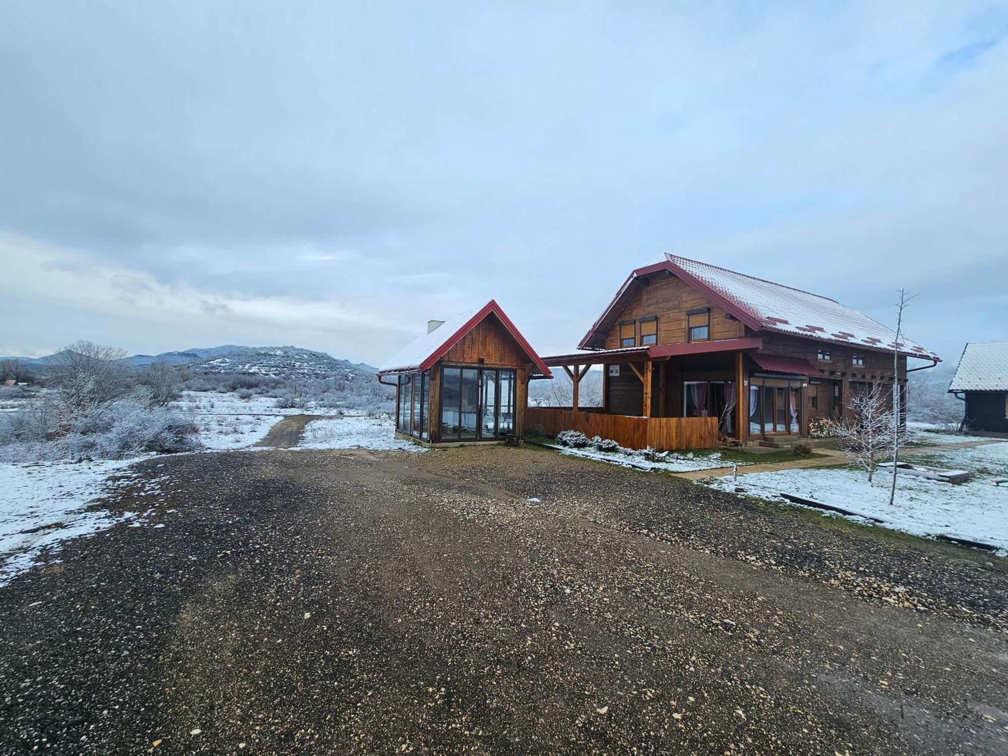 Ruralna Kuca Za Odmor Lika Villa Lovinac  ภายนอก รูปภาพ