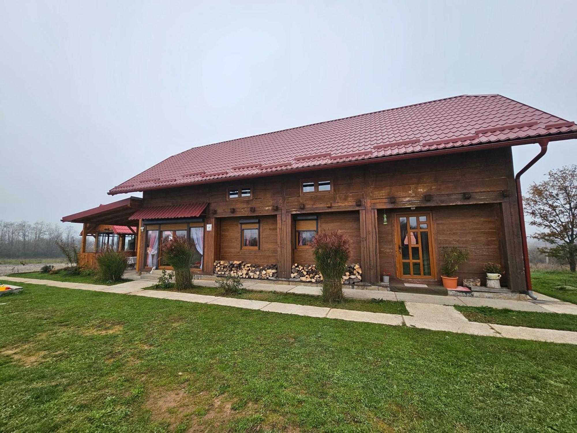 Ruralna Kuca Za Odmor Lika Villa Lovinac  ภายนอก รูปภาพ