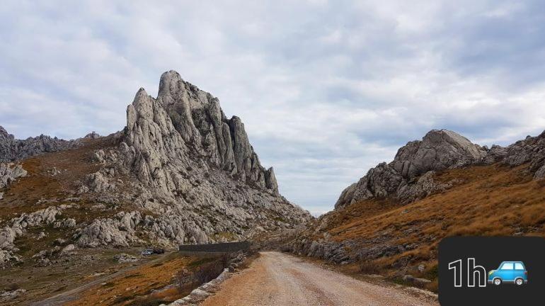 Ruralna Kuca Za Odmor Lika Villa Lovinac  ภายนอก รูปภาพ