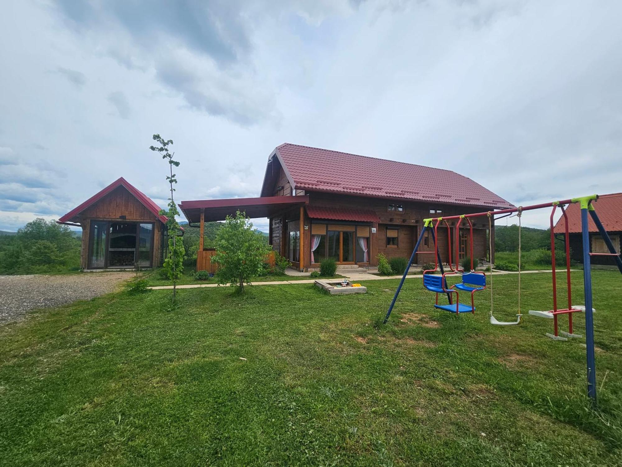 Ruralna Kuca Za Odmor Lika Villa Lovinac  ภายนอก รูปภาพ
